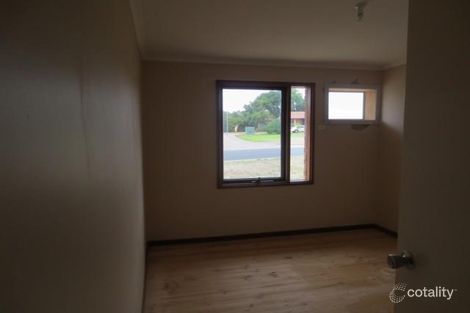 Property photo of 11 Lexcen Drive Noarlunga Downs SA 5168