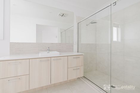Property photo of 7 Cobram Drive Eynesbury VIC 3338