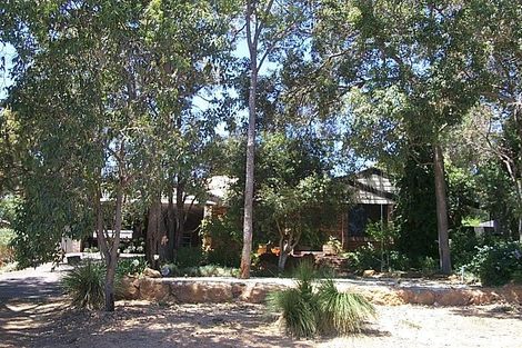 19 Peoples Ave, Gooseberry Hill, WA 6076