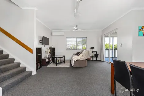 Property photo of 1/55 Yamala Street Emerald QLD 4720