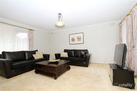 Property photo of 9 Statesman Crescent Mill Park VIC 3082