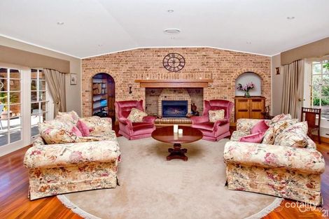 Property photo of 16 Robson Road Kenthurst NSW 2156