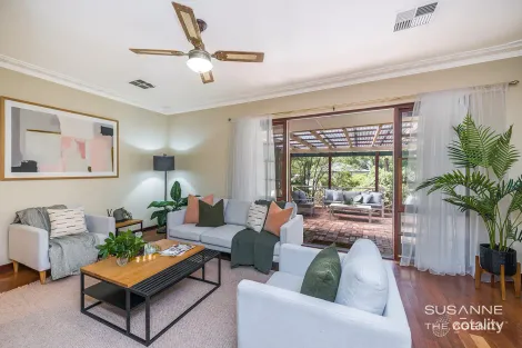 Property photo of 14 Hope Crescent Lesmurdie WA 6076