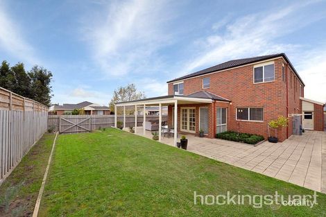 Property photo of 2 Pevensey Drive Narre Warren South VIC 3805