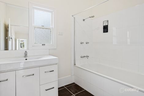 Property photo of 107 Windsor Road Red Hill QLD 4059