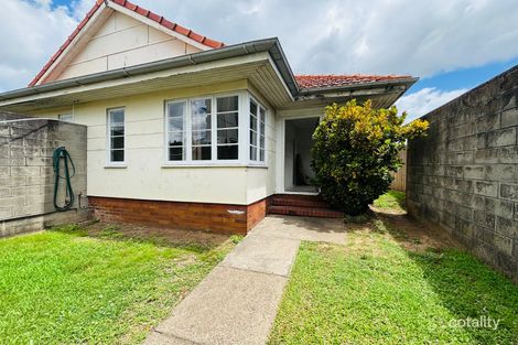 500 Kingsford Smith Dr, Hamilton, QLD 4007