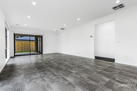 Property photo of 21 Monica Way Beaconsfield VIC 3807