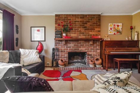 Property photo of 15 Jillian Street Mooroolbark VIC 3138