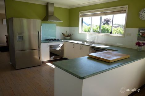 Property photo of 11 Skillman Place Mollymook Beach NSW 2539