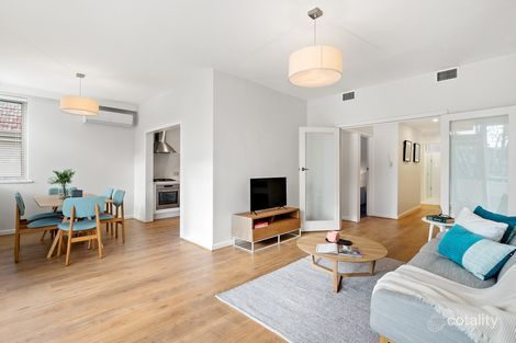 4/15 Dickens St, Elwood, VIC 3184