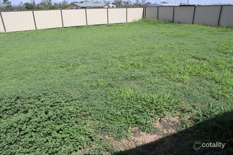 Property photo of 3 Newman Drive Emerald QLD 4720