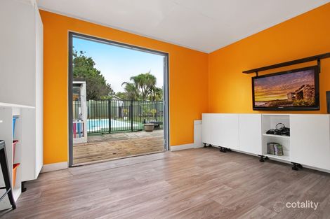 Property photo of 2 Gloucester Crescent Dapto NSW 2530