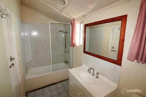 17 Riverview Tce, Parkside, QLD 4825