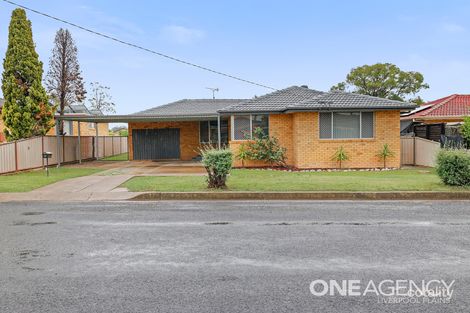 17 Larool St, South Tamworth, NSW 2340