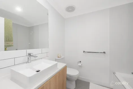 Property photo of 15/43 Riverbrooke Drive Upper Coomera QLD 4209