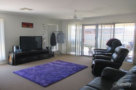 Property photo of 5 Naas Road Clyde North VIC 3978