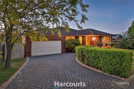 Property photo of 5 Farnsworth Court Berwick VIC 3806