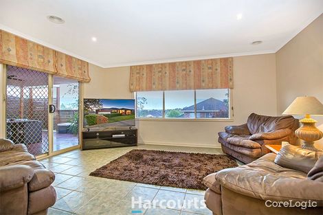 Property photo of 5 Farnsworth Court Berwick VIC 3806