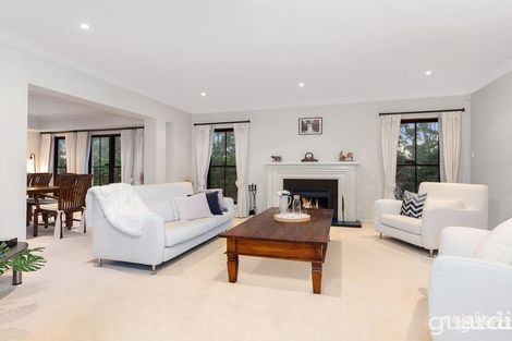 Property photo of 26 Huntingdale Circle Castle Hill NSW 2154