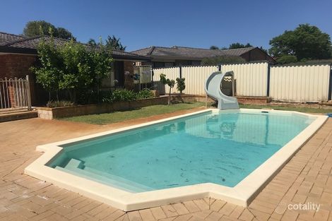 9 Illawarra Cres N, Ballajura, WA 6066