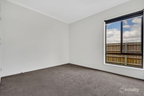 Property photo of 46 Denbigh Loop Mickleham VIC 3064