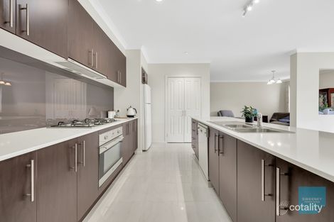 Property photo of 9 Turitable Way Caroline Springs VIC 3023
