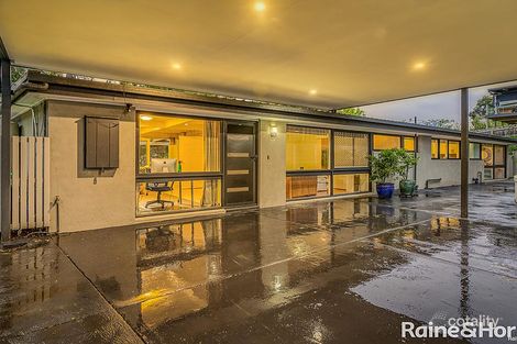 Property photo of 36 Rolloway Rise Chirnside Park VIC 3116