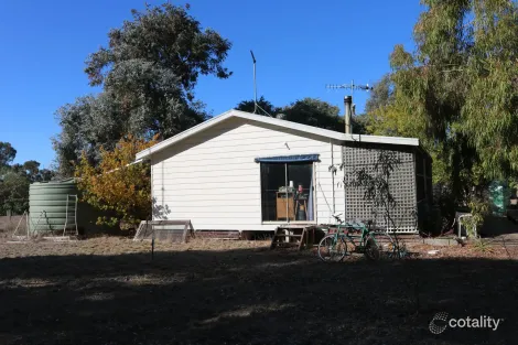 8 Mccoy St, Eddington, VIC 3472