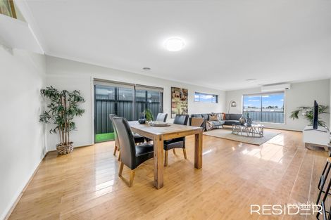 Property photo of 39 Cassinias Grove Mernda VIC 3754