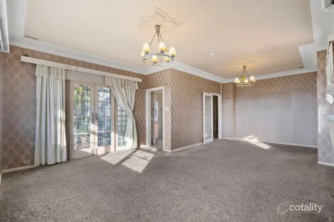 Property photo of 35 Chatsworth Road Greenslopes QLD 4120