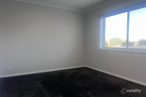 Property photo of 3 Dempster Place Leneva VIC 3691