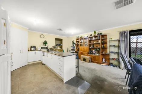 Property photo of 20 Black Knight Way Kurunjang VIC 3337