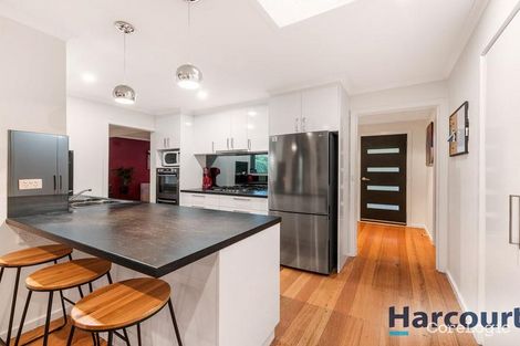 Property photo of 32 Ainsdale Avenue Wantirna VIC 3152