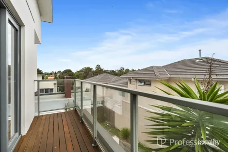 Property photo of 2/73 Winfield Road Balwyn North VIC 3104