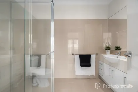 Property photo of 2/73 Winfield Road Balwyn North VIC 3104