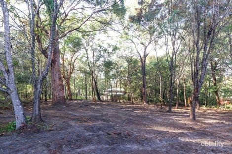 8 President Tce, Macleay Island, QLD 4184