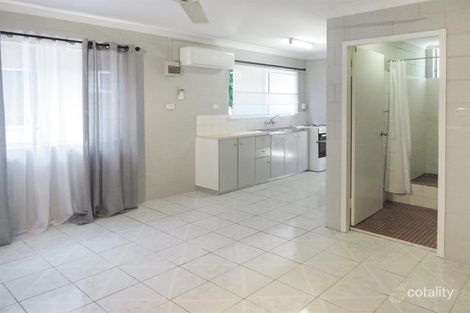 Property photo of 2/28 Digger Street Cairns North QLD 4870