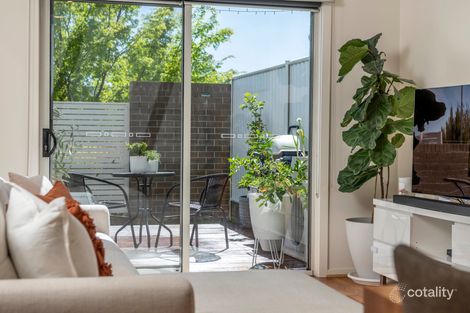 Property photo of 33/1 Arthur Blakeley Way Coombs ACT 2611