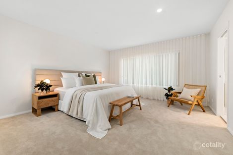 Property photo of 18 White Cap Close Redhead NSW 2290