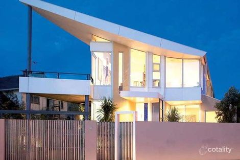 47 Beach Rd, Hampton, VIC 3188