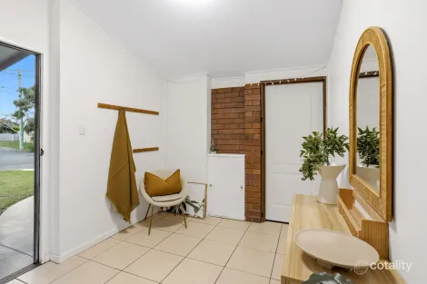 Property photo of 22 Clark Court Redcliffe QLD 4020