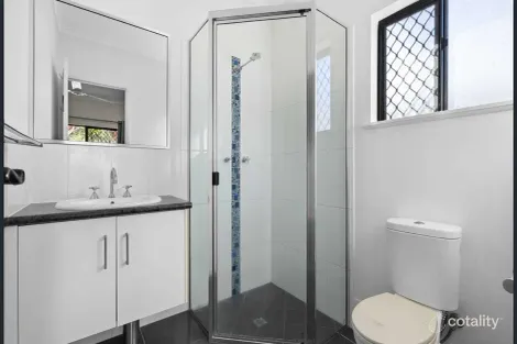 Property photo of 17 Finniss Crescent Bentley Park QLD 4869
