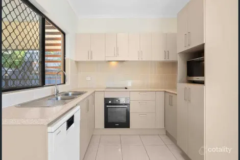 Property photo of 17 Finniss Crescent Bentley Park QLD 4869