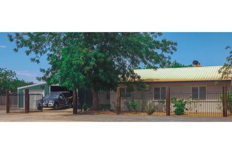 2 Nyanda Pl, South Hedland, WA 6722