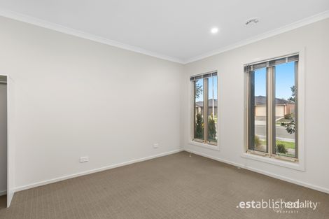 Property photo of 86 Grassbird Drive Point Cook VIC 3030