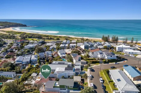 Property photo of 9 Curl Curl Parade Curl Curl NSW 2096