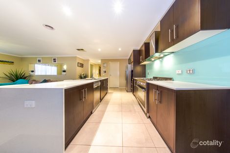 Property photo of 13 Bowyer Avenue Cranbourne East VIC 3977