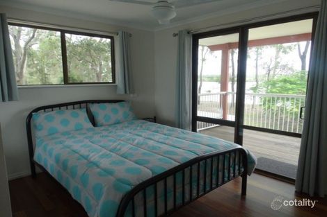 Property photo of 1302 Coast Road Baffle Creek QLD 4674