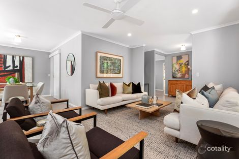 Property photo of 33 Costello Place Stafford Heights QLD 4053
