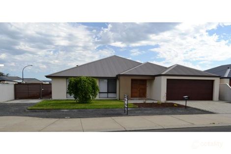 12 Ferndale Ave, Dalyellup, WA 6230